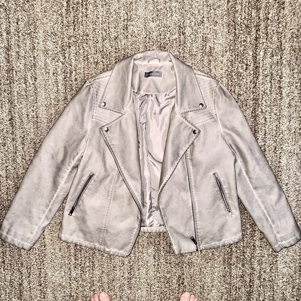 Bagatelle Women's Full Zip Faux Leather Tan Motorcycle Jacket Size XL - Picture 4 of 13